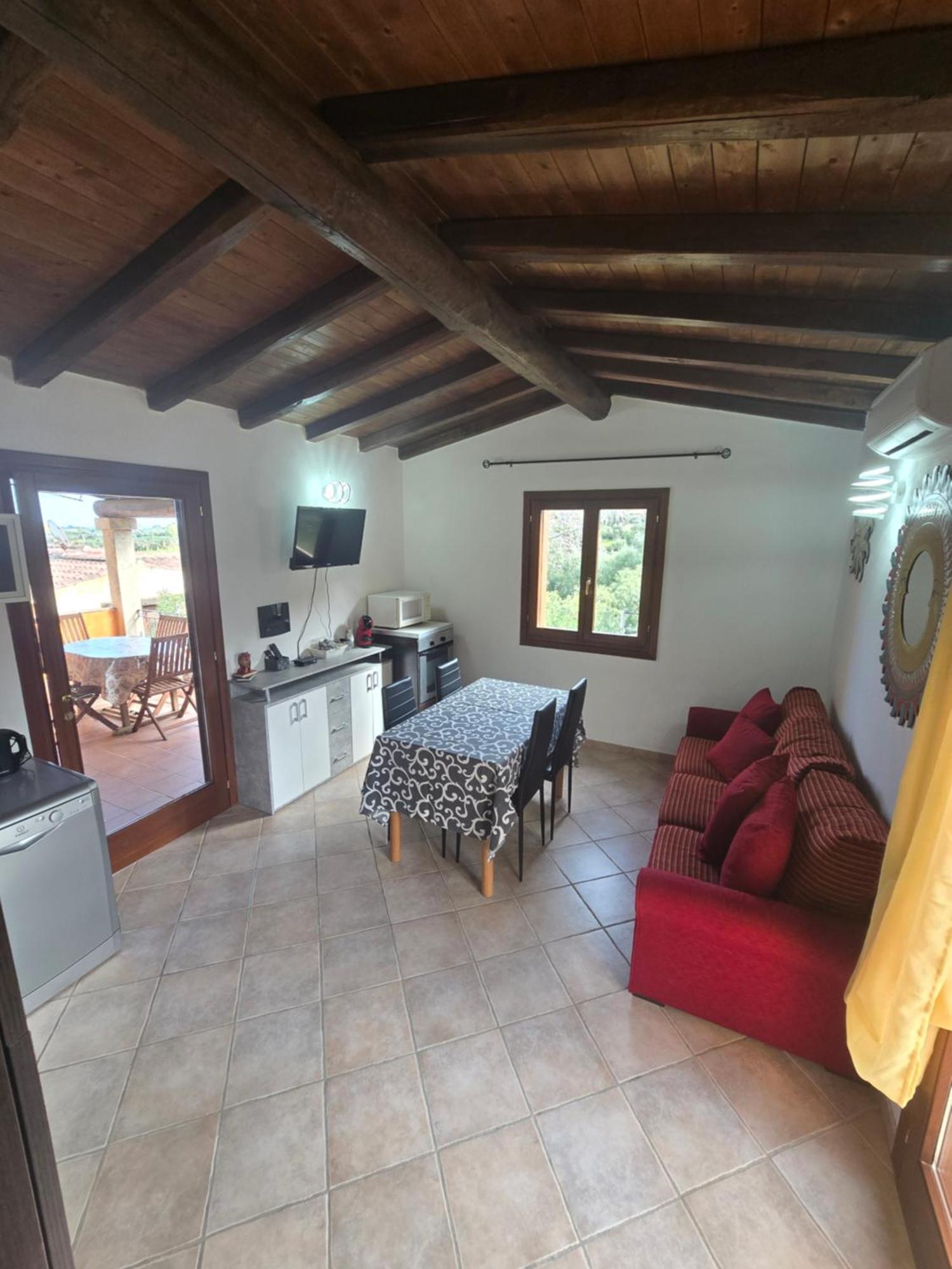 Trilocale Climatizzato L'Oleandro Tanaunella Exterior foto